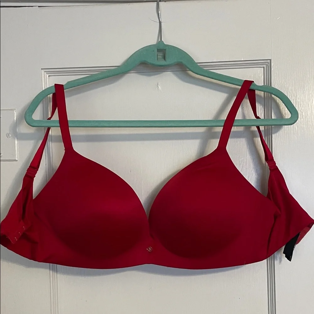 Victoria’s Secret Wireless So Obsessed Add 1 and 1/2 Cup Sizes Bra - Picture 2 of 3